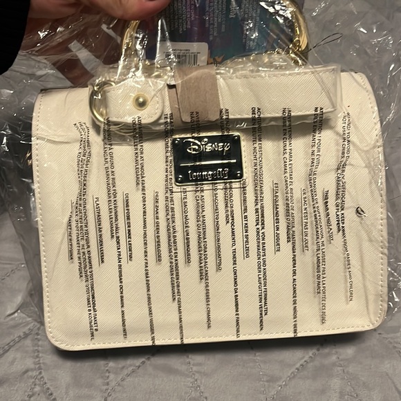 Poisoned Apple Crossbody – Snow White Purse & Coin Wallet - Picture 7 of 16